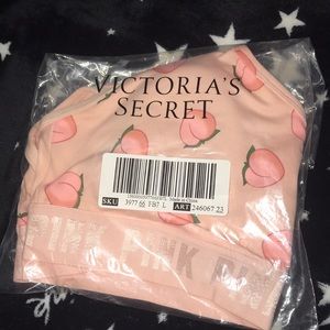 Victoria’s Secret PINK sports bra